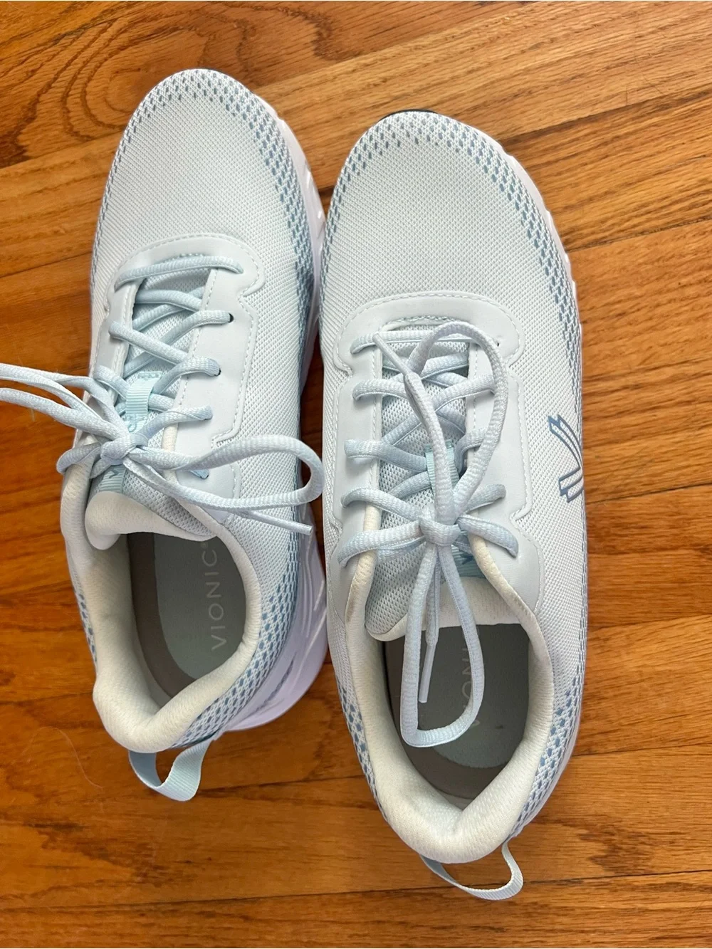 Vionic Women's Priscilla Ice Blue Mesh Athletic Sneakers